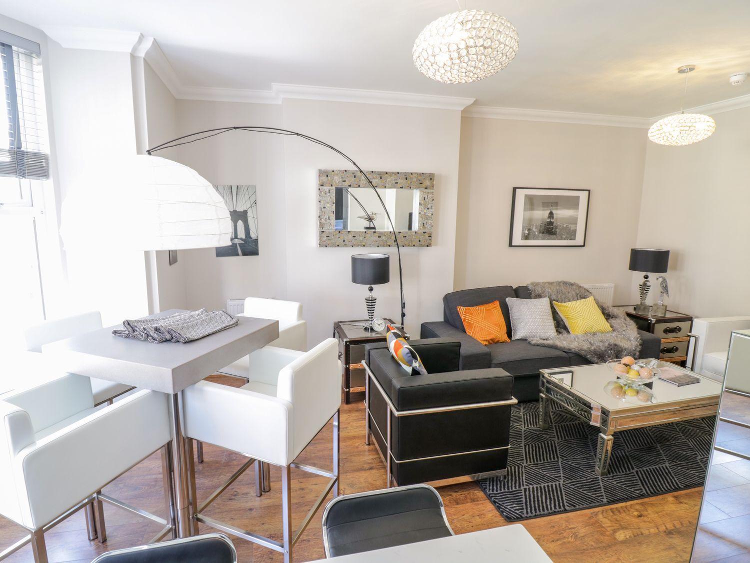 Midtown - Manhattan House Λαντούντνο Εξωτερικό φωτογραφία